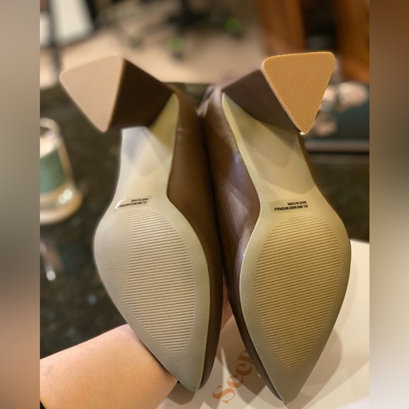 DOLCE VITA Scrunch Shaft Bootie - Picture 5 of 5